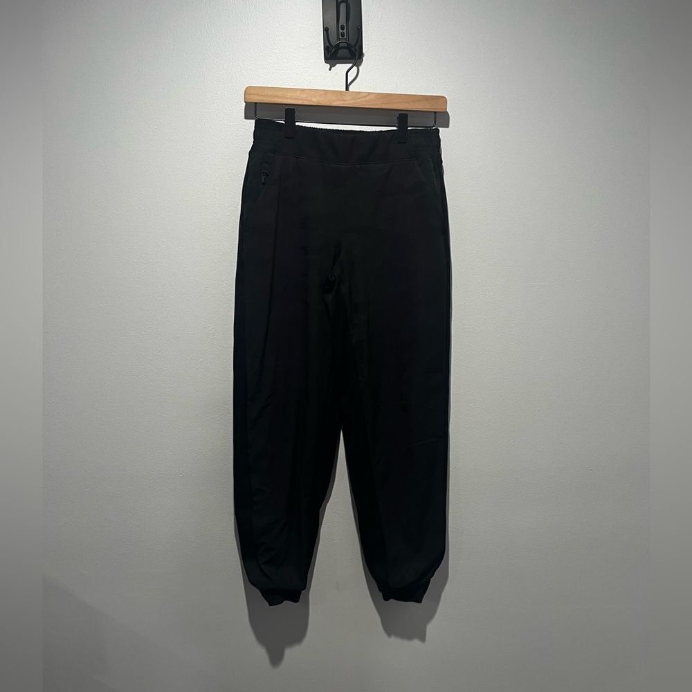 Athleta Black Camo Brooklyn Workout Jogger Pant 0